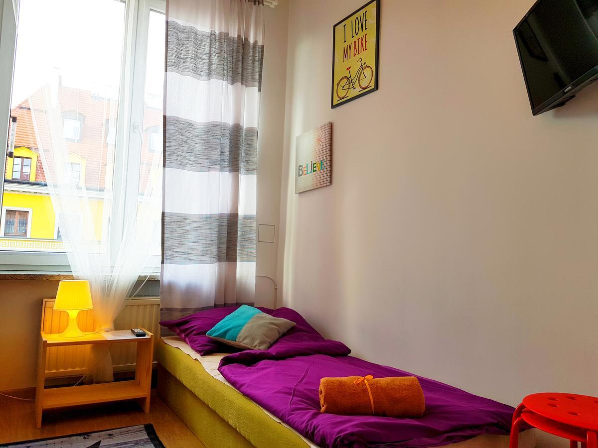 City Central Hostel Swidnicka วรอตซวาฟ ภายนอก รูปภาพ
