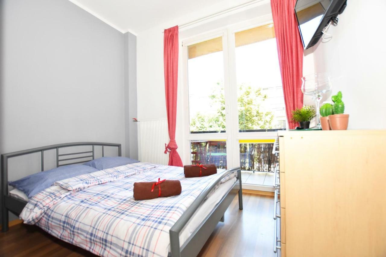 City Central Hostel Swidnicka วรอตซวาฟ ภายนอก รูปภาพ