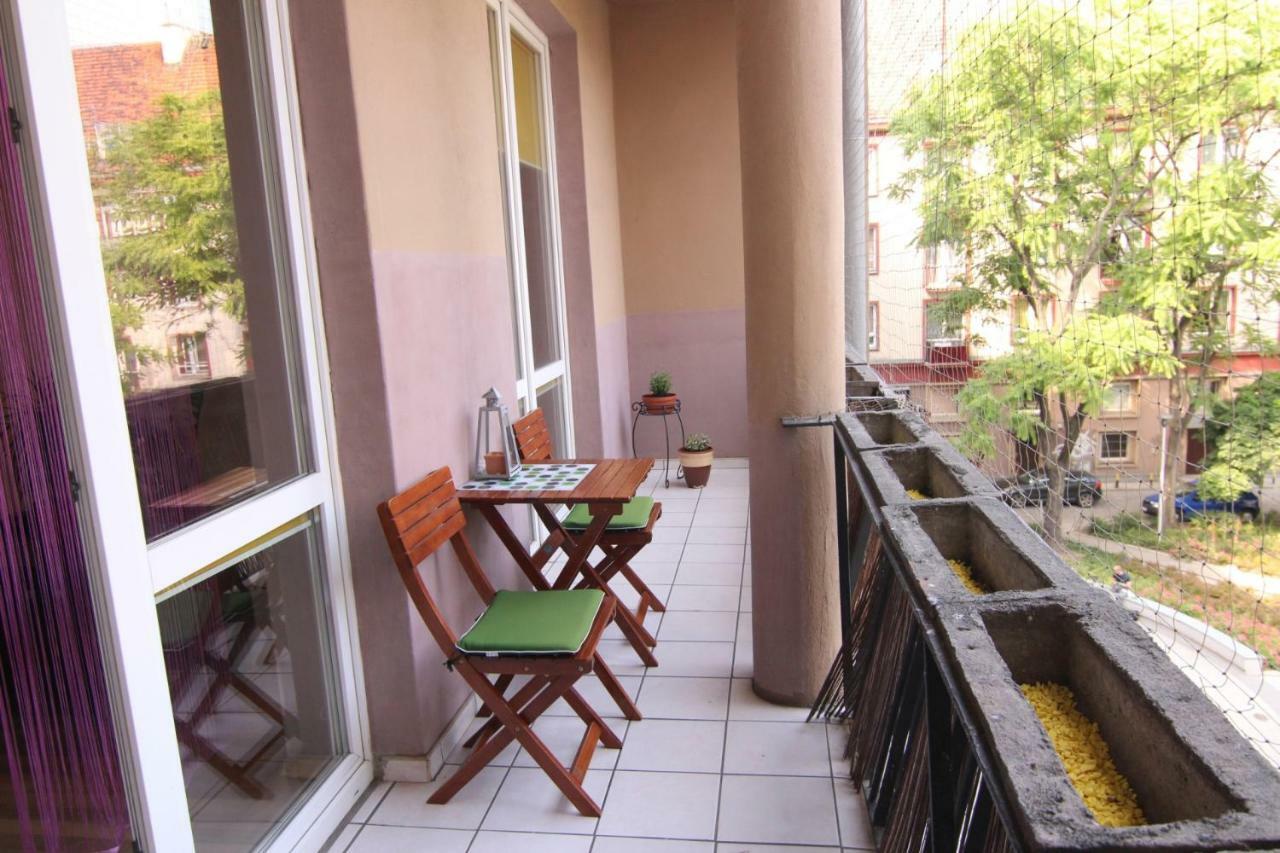 City Central Hostel Swidnicka วรอตซวาฟ ภายนอก รูปภาพ