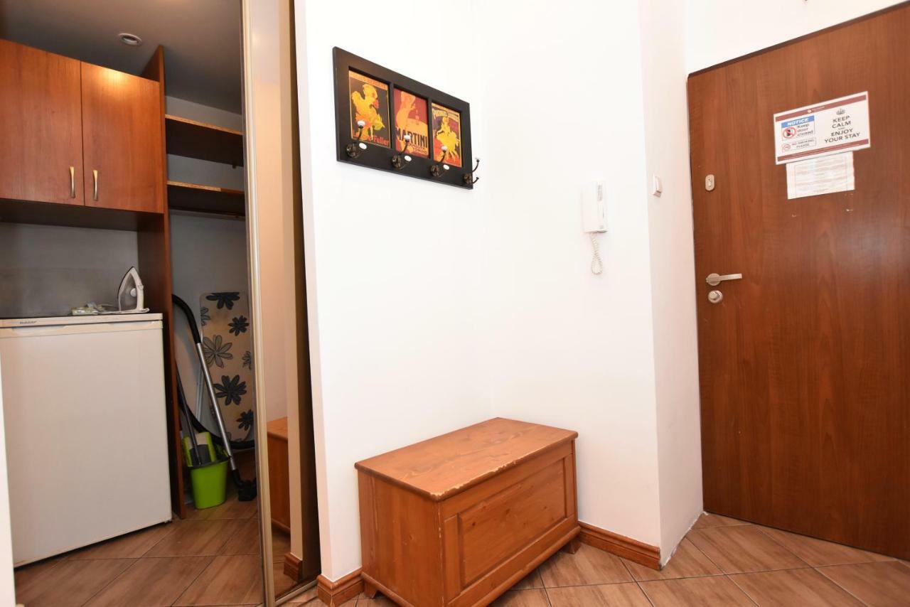 City Central Hostel Swidnicka วรอตซวาฟ ภายนอก รูปภาพ